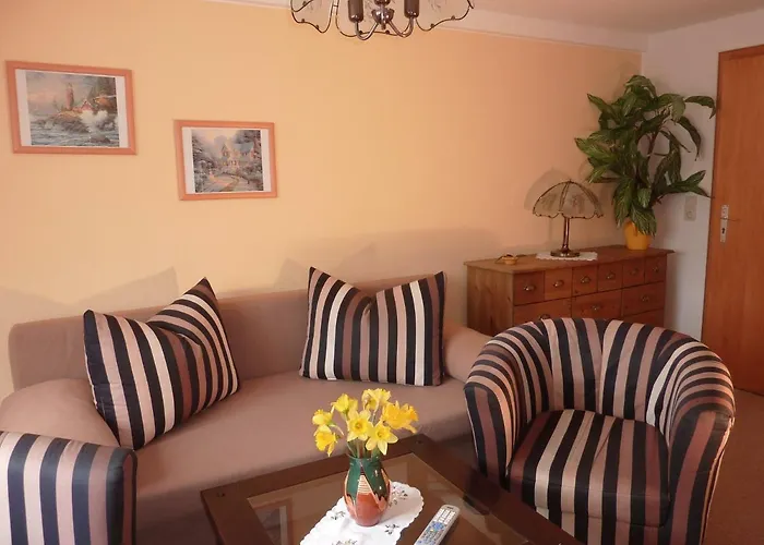 Falkenstein-huetten بيت ضيافة باد سشاندو